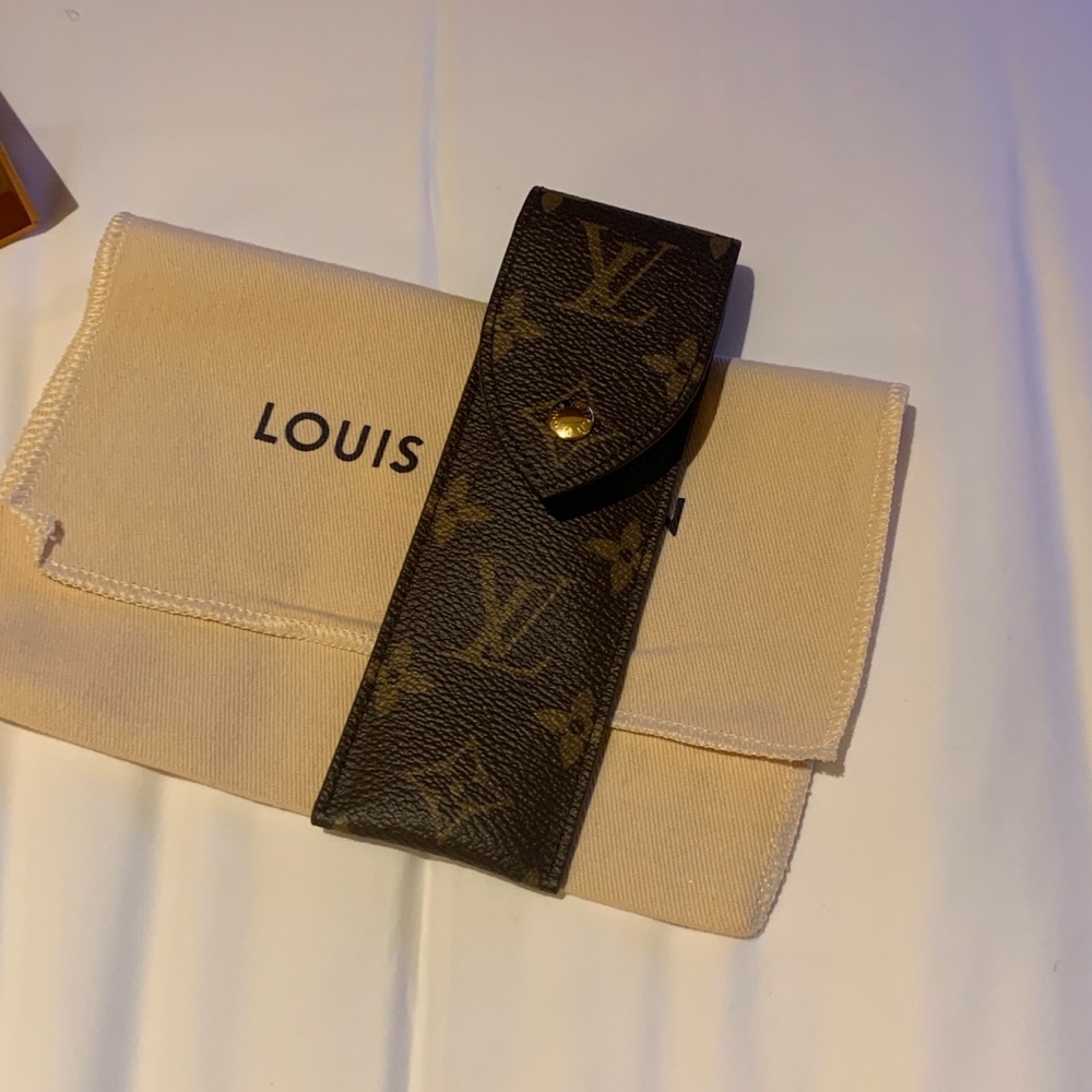 Only Louis Vuitton only fabric case , folded, medium size, must have